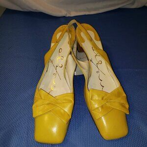 Vintage Arrow Women's Yellow Bow Detail Slingback Leather Heels - 8N